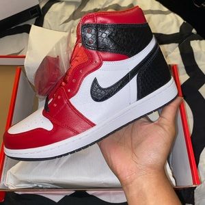 Nike Air Jordan 1 Retro High OG  ‘Satin Red’